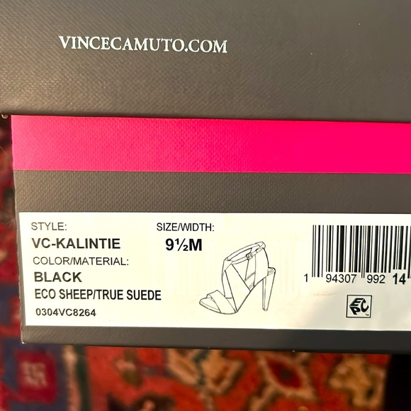 NIB Vince Camuto Eco Sheep/True Suede Kalintie black heels size 9.5 M - Picture 8 of 8
